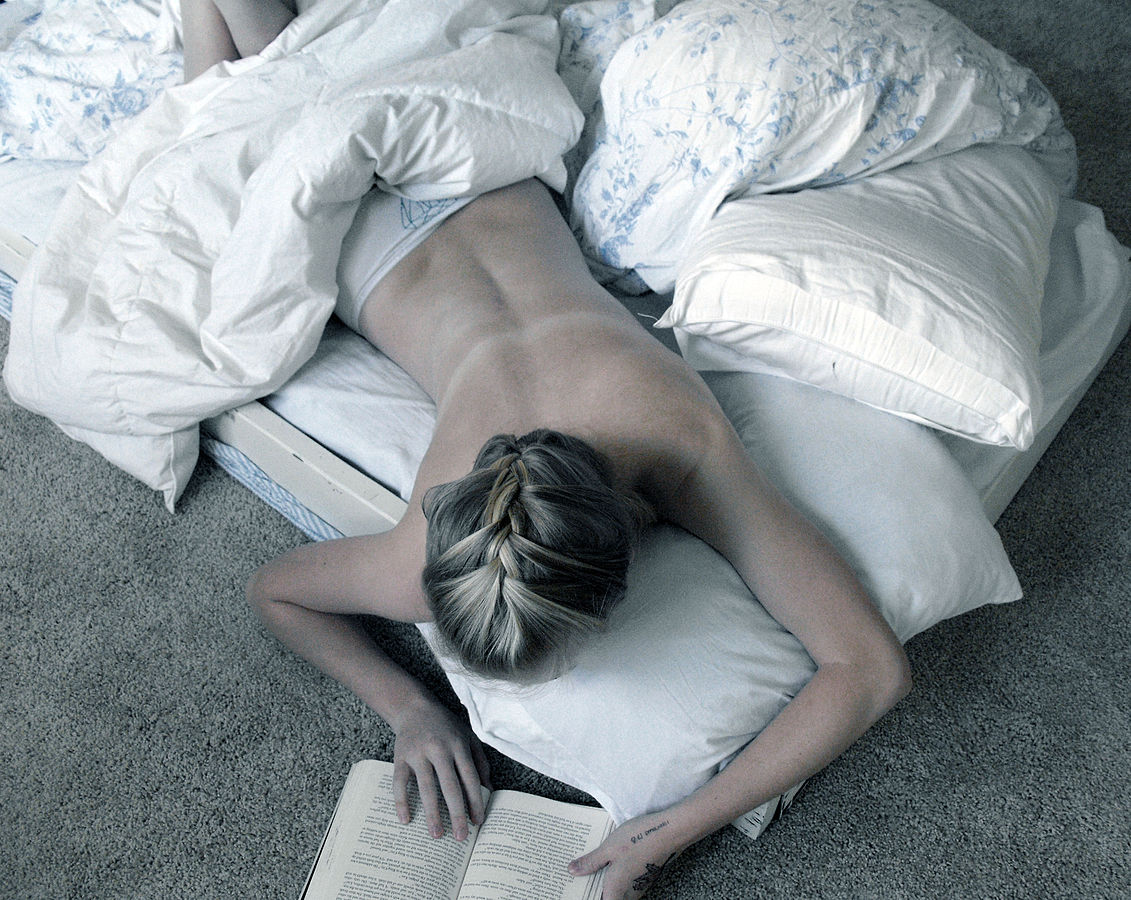 https://commons.wikimedia.org/wiki/File:Reading_in_bed.jpg https://commons.wikimedia.org/wiki/File:Reading_in_bed.jpg