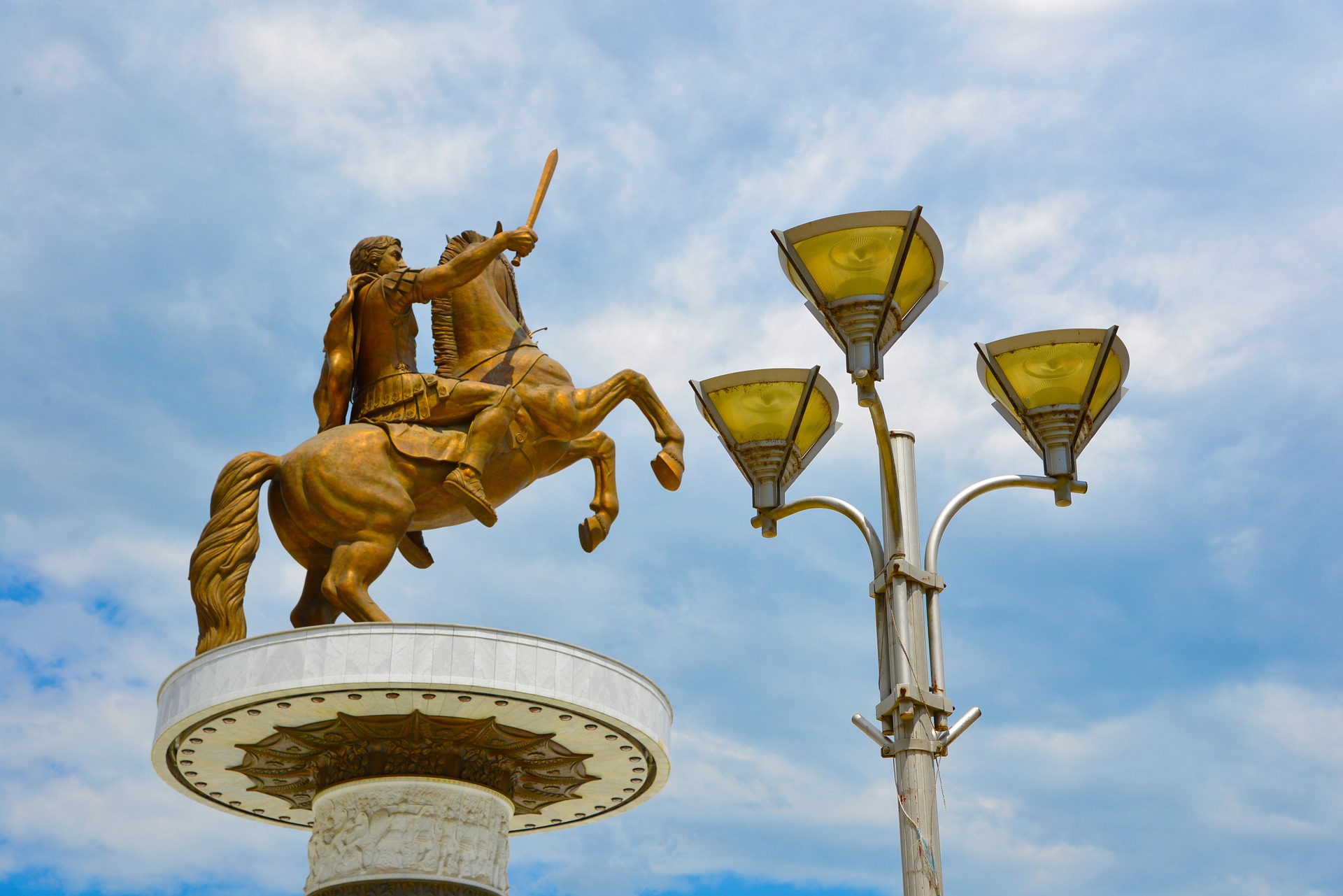 Statue of Alexander the Great by  Pixabay
