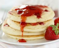 Strawberry Pancakes - Yummy Strawberry pancakes - with strawberries and sauce :D