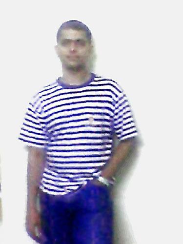 Looking like prisoner.......... isnt it? - This was taken when I was completely drunk n donno wat I was doing.......