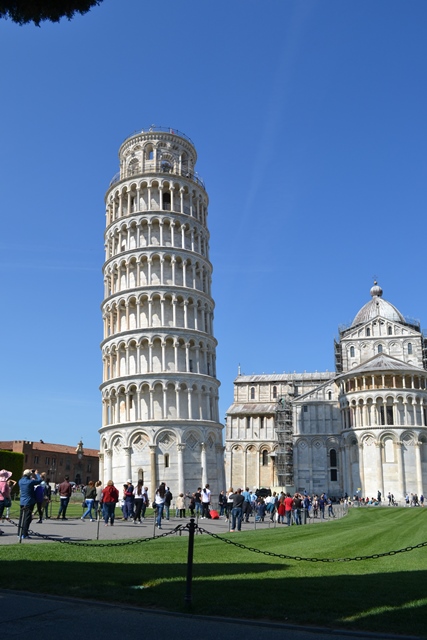 Leaning tower of Pisa,