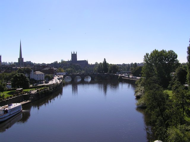 worcester cathedral and river severn