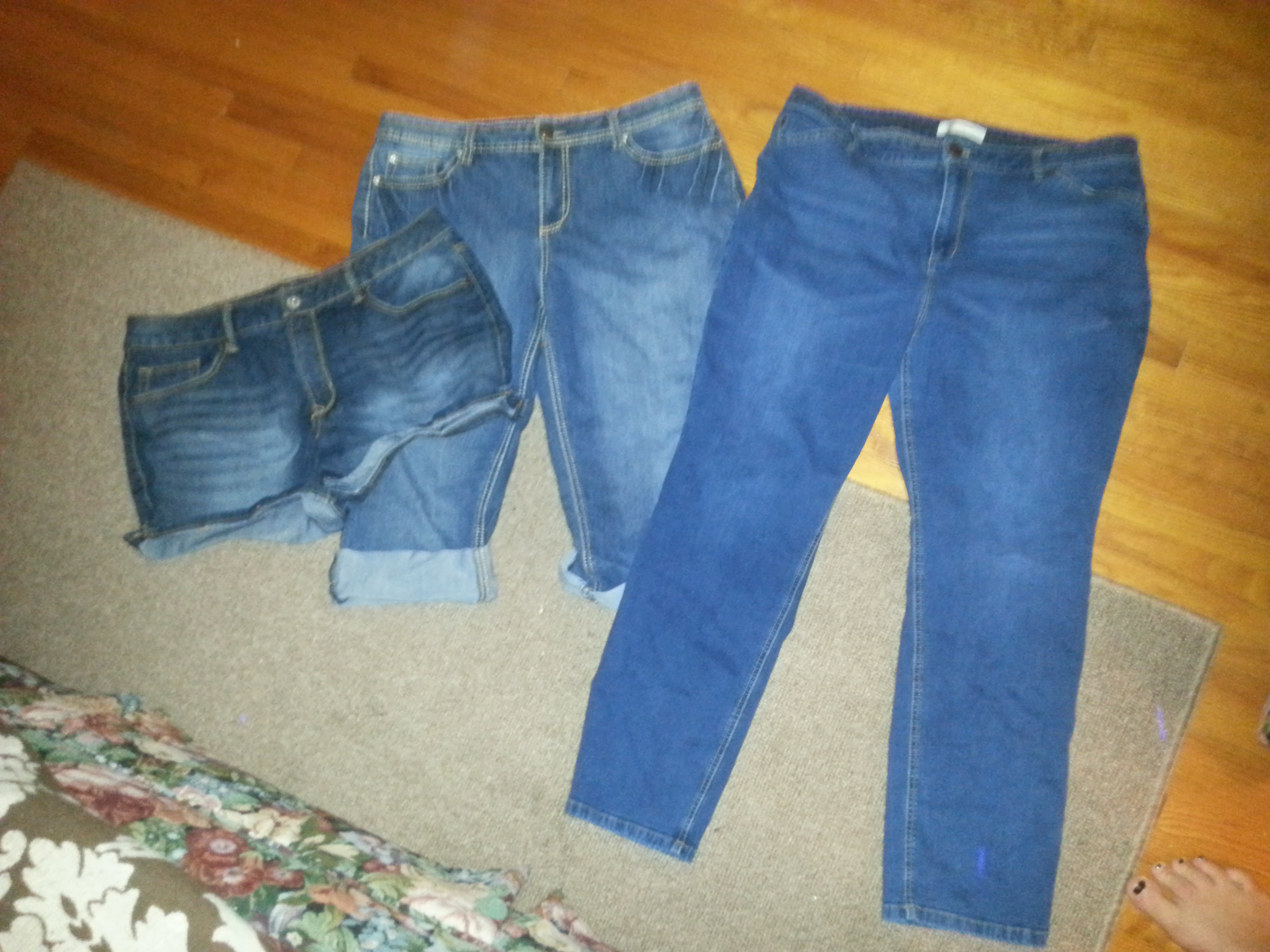 too big jeans beinh sold on ebay
