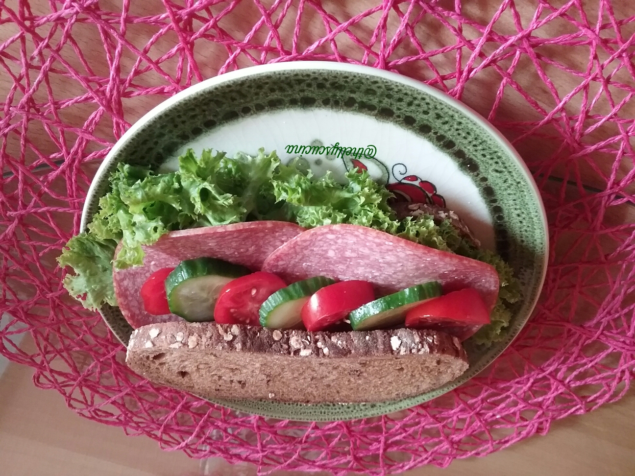 Salami sandwich, hungry, food 