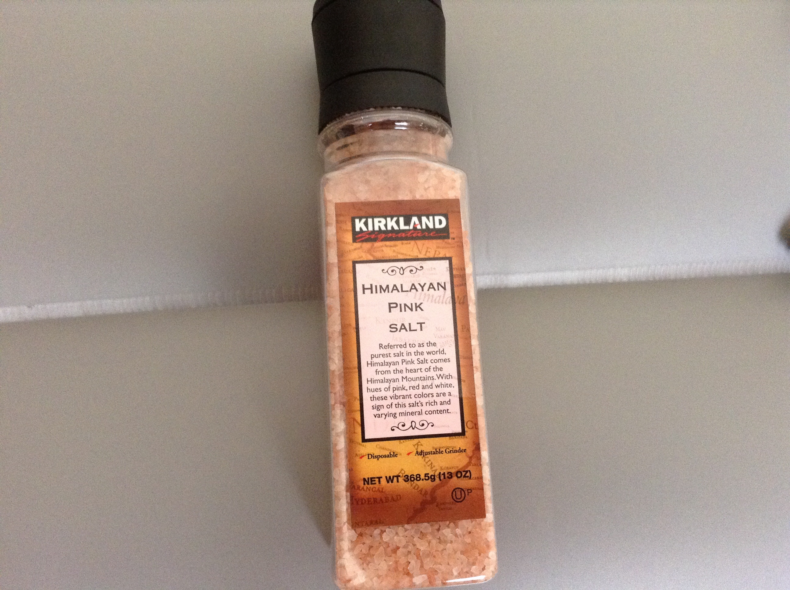 This is the Himalayan salt which I finally bought after 3 attempts. It's so expensive I always changed my mind when I was about to pay and decided not to buy it. But last week I told myself it's now or never. LOL