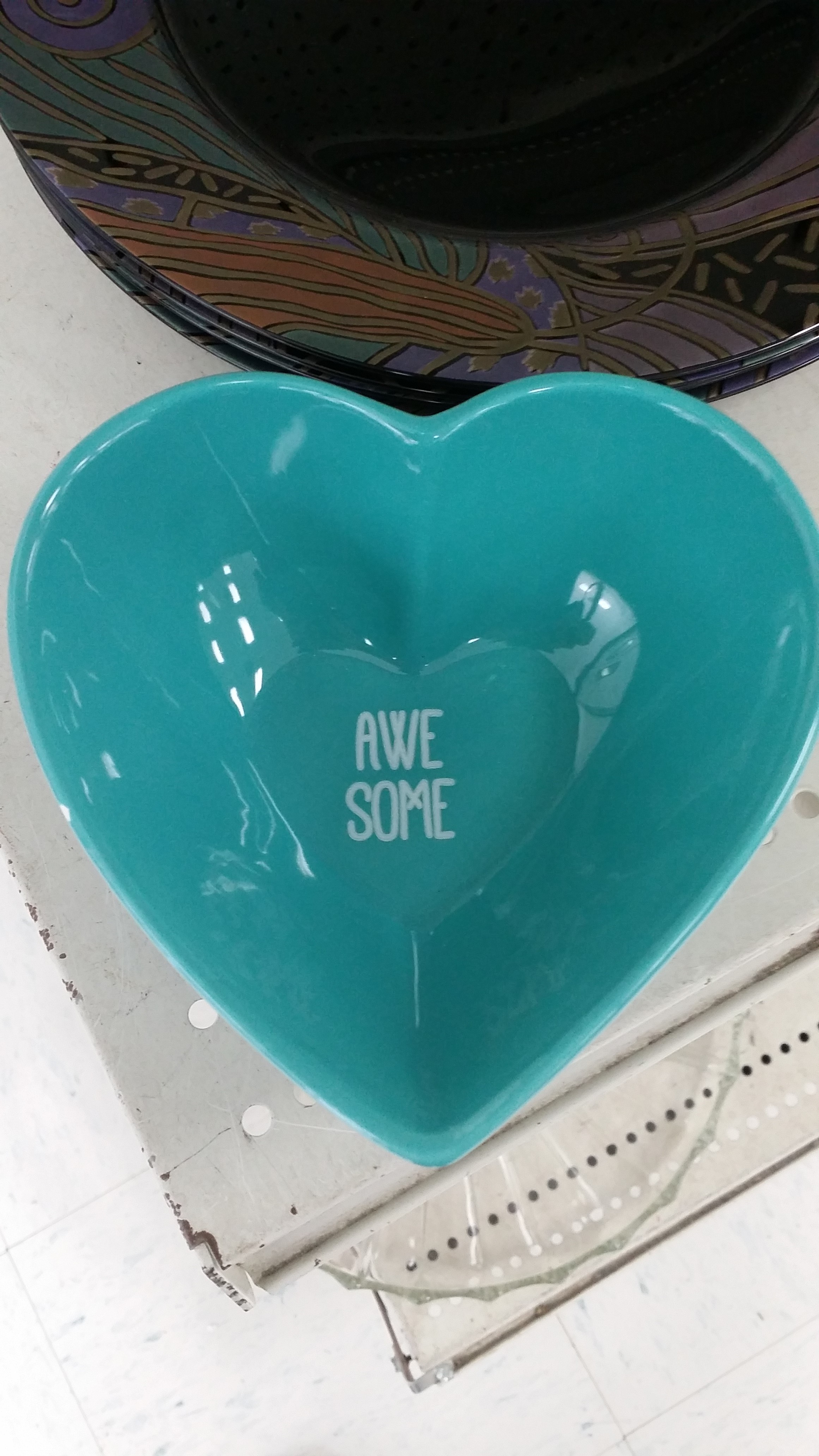 Dukester's food bowl ... Awesome Heart Dukester's food bowl ... Awesome Heart