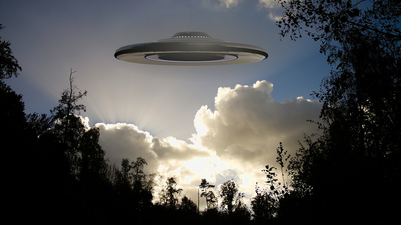 I once saw a UFO something like this one I once saw a UFO something like this one