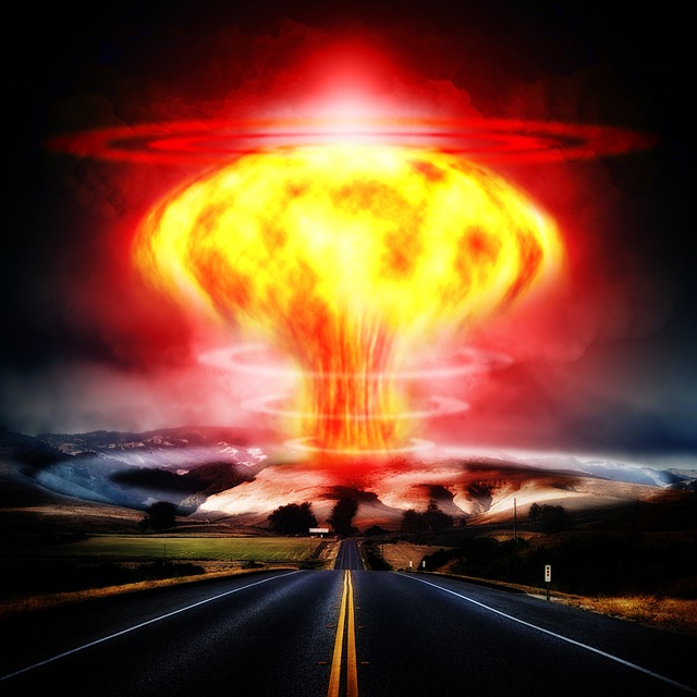 https://pixabay.com/en/nuclear-explosion-mushroom-cloud-356108/ https://pixabay.com/en/nuclear-explosion-mushroom-cloud-356108/