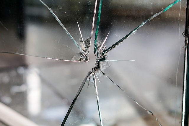 https://pixabay.com/en/glass-broken-fragmented-hole-crack-1497232/