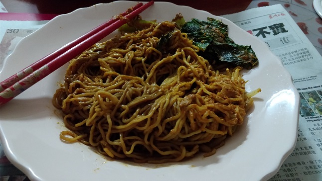 Dried curry noodles