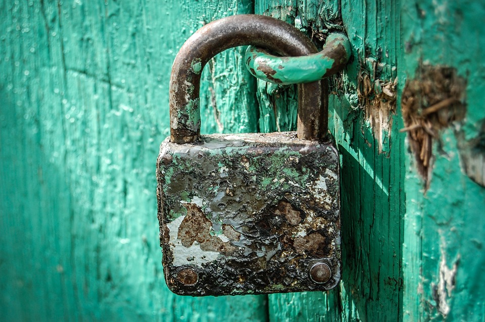 https://pixabay.com/en/by-wlodek-old-close-hack-closed-428549/ https://pixabay.com/en/by-wlodek-old-close-hack-closed-428549/