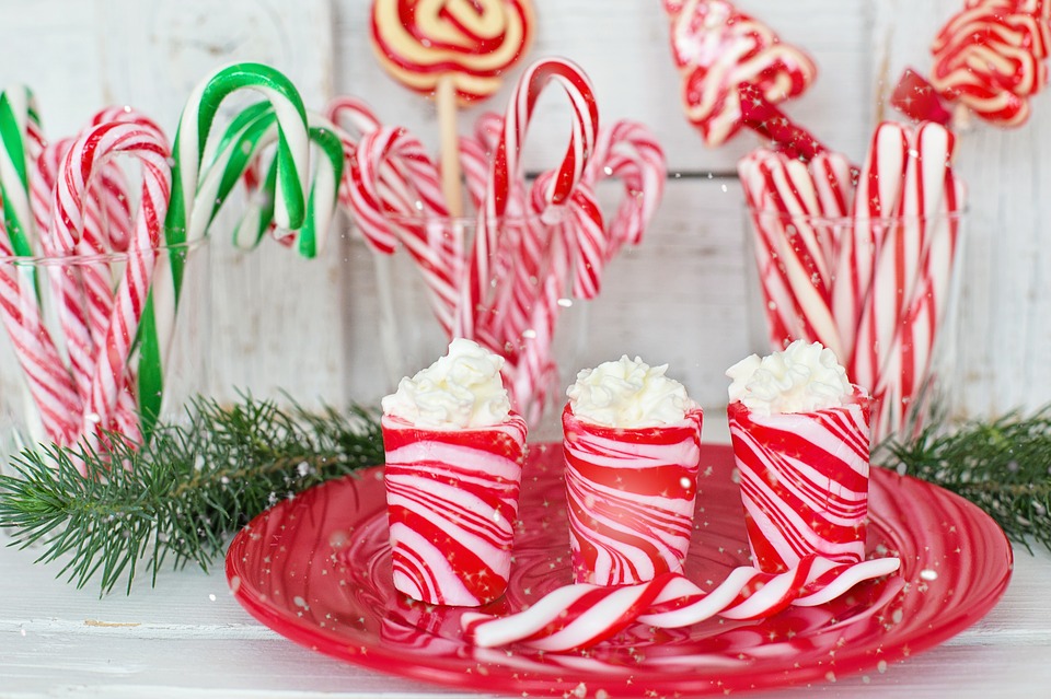https://pixabay.com/en/peppermint-candy-canes-sweets-2999741/ https://pixabay.com/en/peppermint-candy-canes-sweets-2999741/