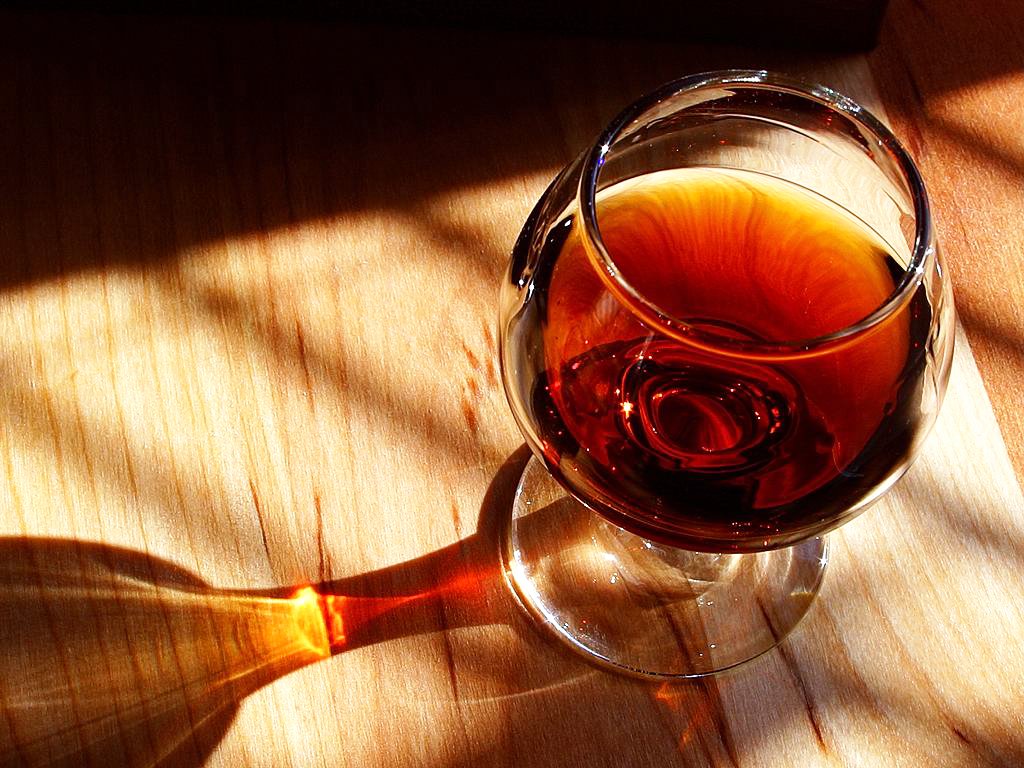 https://commons.wikimedia.org/wiki/File:Port_wine.jpg https://commons.wikimedia.org/wiki/File:Port_wine.jpg