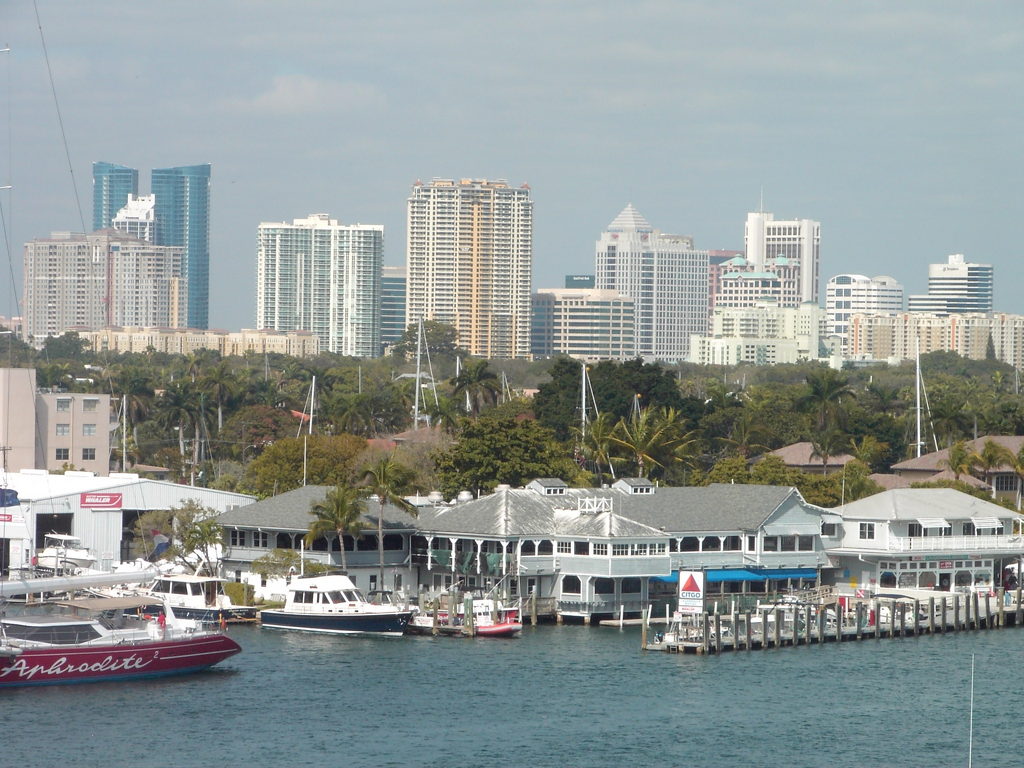 Fort Lauderdale Florida adventure for a dog named Joker