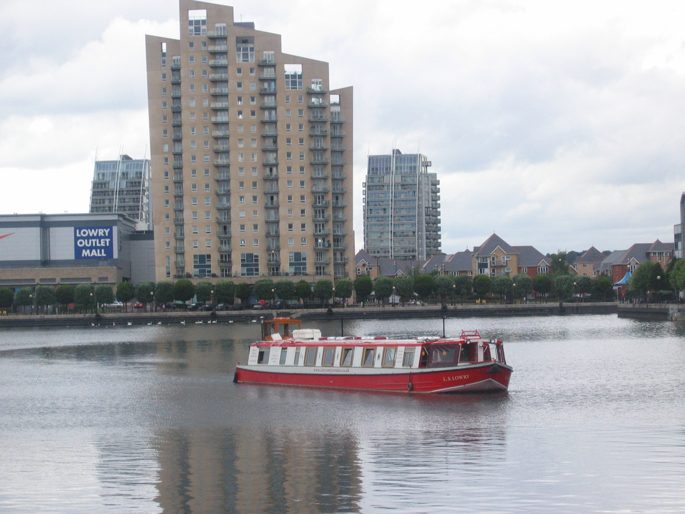 photo taken by me - The Mancheter Ship Canal photo taken by me - The Mancheter Ship Canal