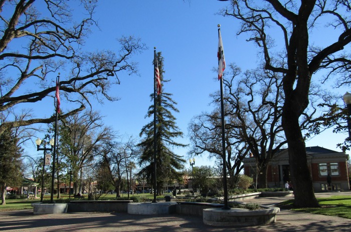 12th Street Entrance to Paso Robles Downtown City Park