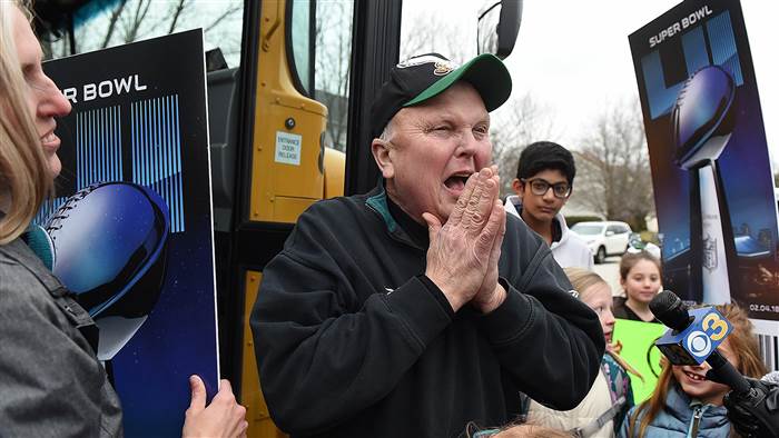 Bus driver Gary Kelmer gets his wish to attend Super Bowl 52