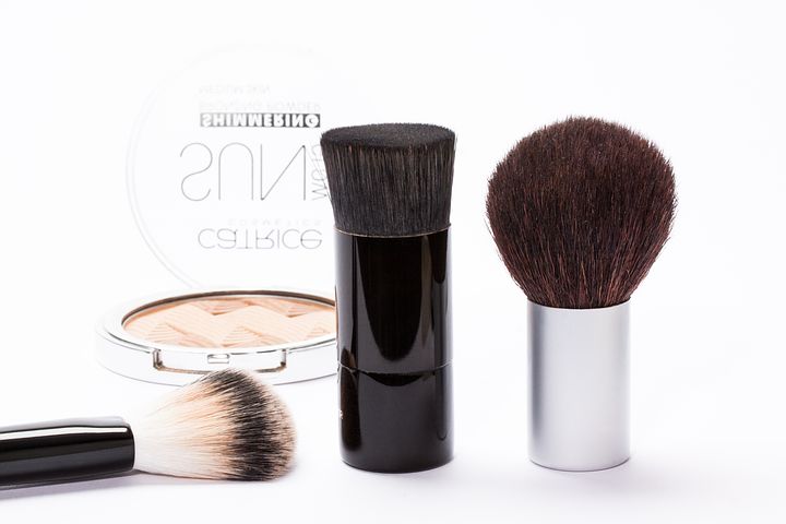Makeup kit Makeup kit
