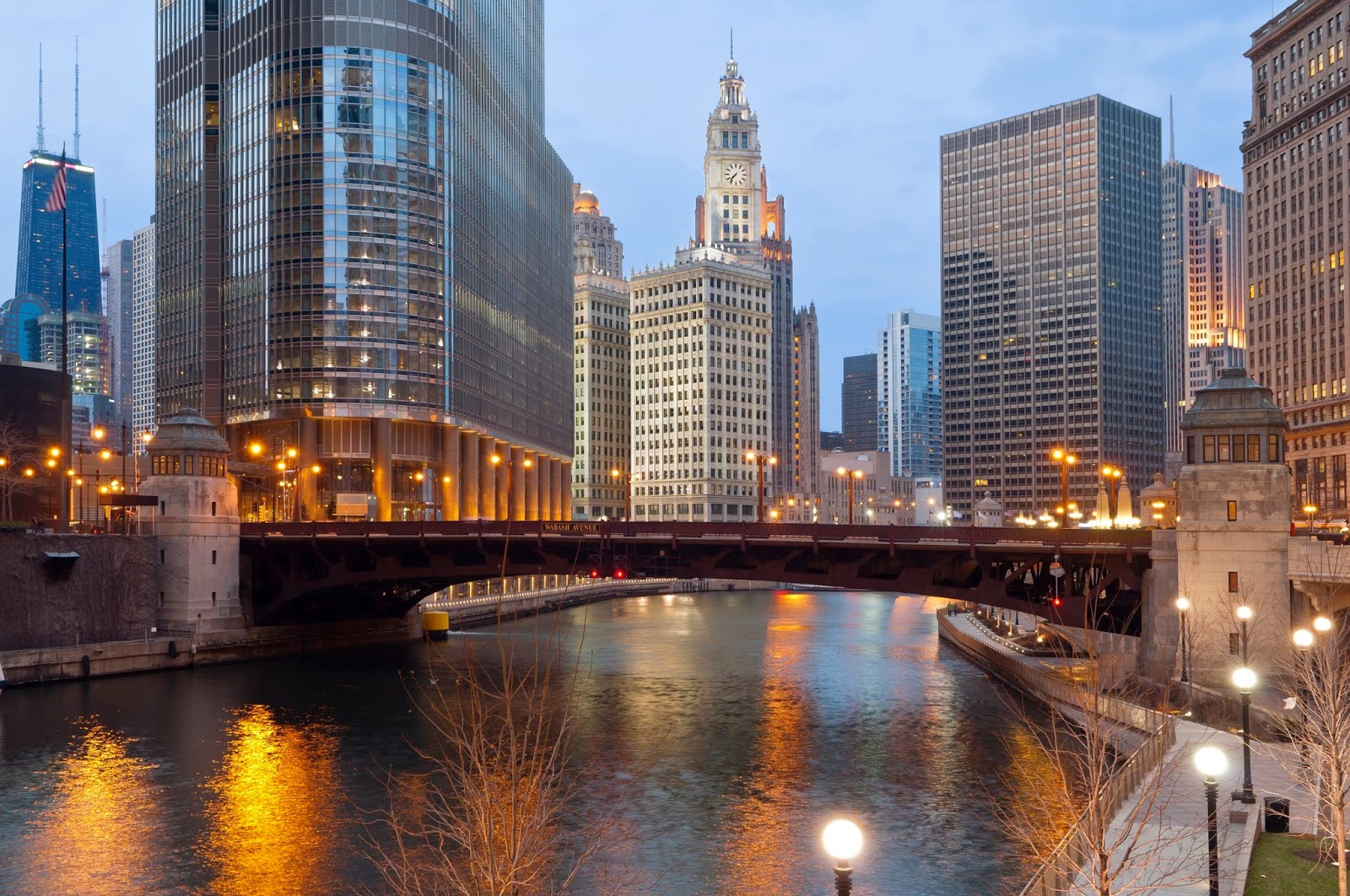 Chicago Illinois skyline.