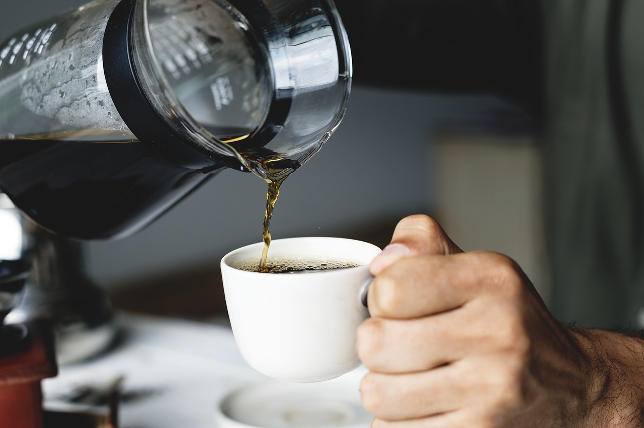 https://pixabay.com/en/drink-americano-barista-beverage-3295560/ https://pixabay.com/en/drink-americano-barista-beverage-3295560/