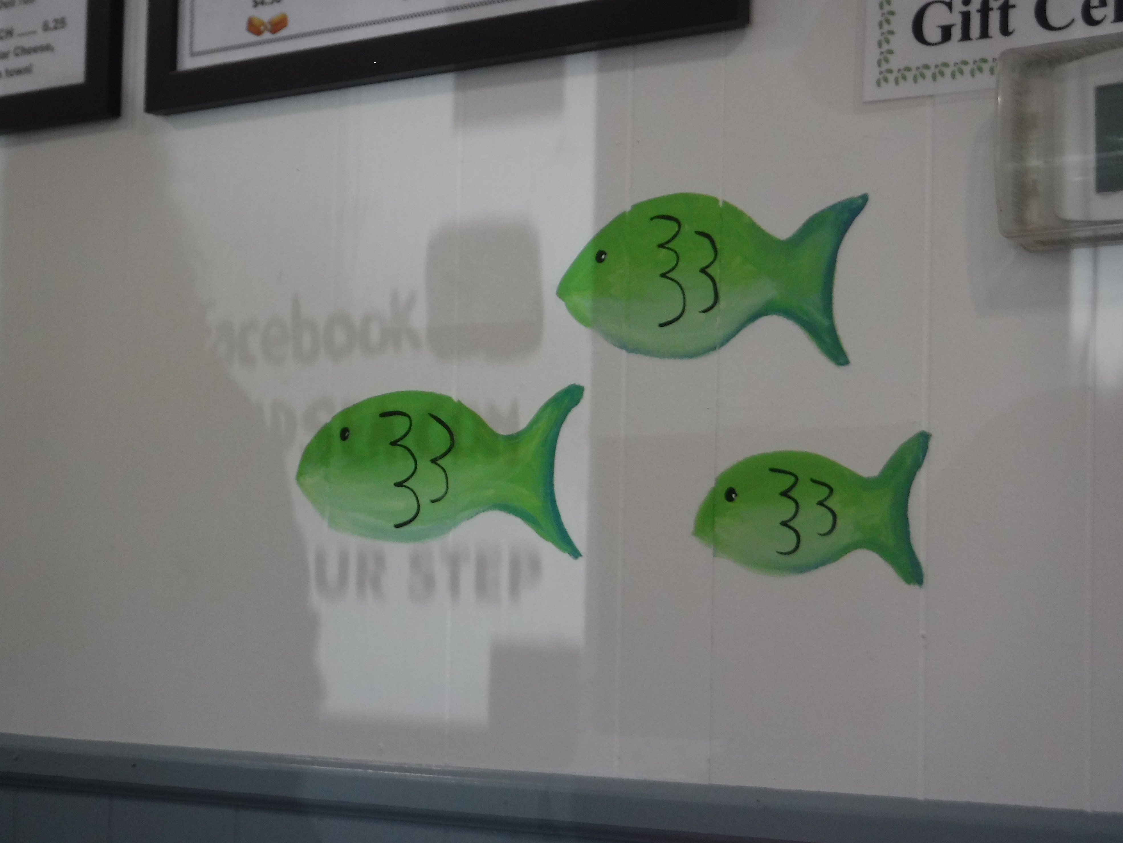 Photo I took of the decor in the seafood restaurant I had lunch at today. Photo I took of the decor in the seafood restaurant I had lunch at today.