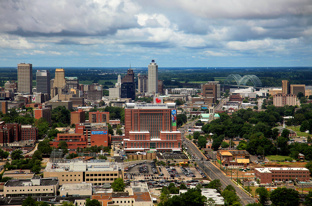 The skyline of Memphis Tennessee The skyline of Memphis Tennessee