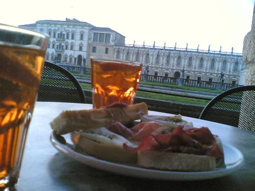 Spritz time! - In front of Villa Contarini at Piazzola (PD)