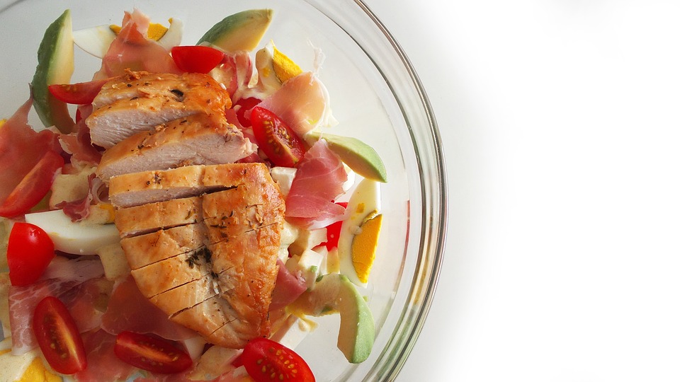 https://pixabay.com/en/cobb-salad-chicken-cobb-meal-2736125/ https://pixabay.com/en/cobb-salad-chicken-cobb-meal-2736125/