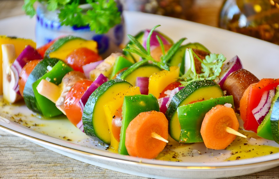 https://pixabay.com/en/vegetable-skewer-vegetables-food-3317060/