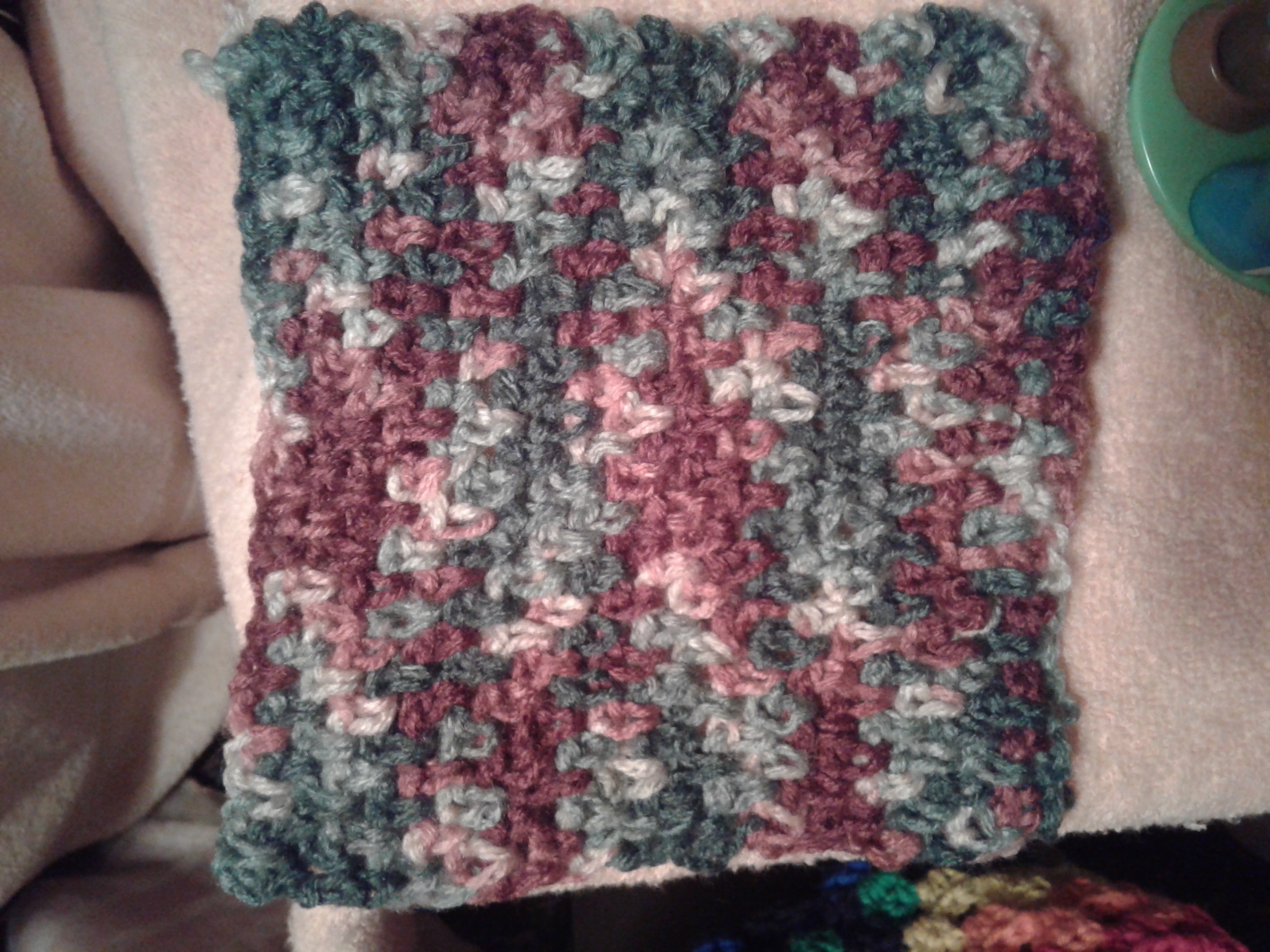Plaid design crochet
