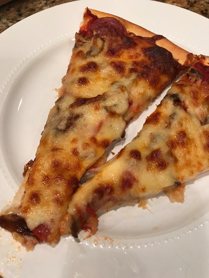 A sample of what Steve's Pizza looks like