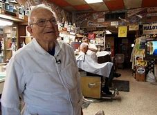 Anthony Mancinelli is the world's oldest barber Anthony Mancinelli is the world's oldest barber