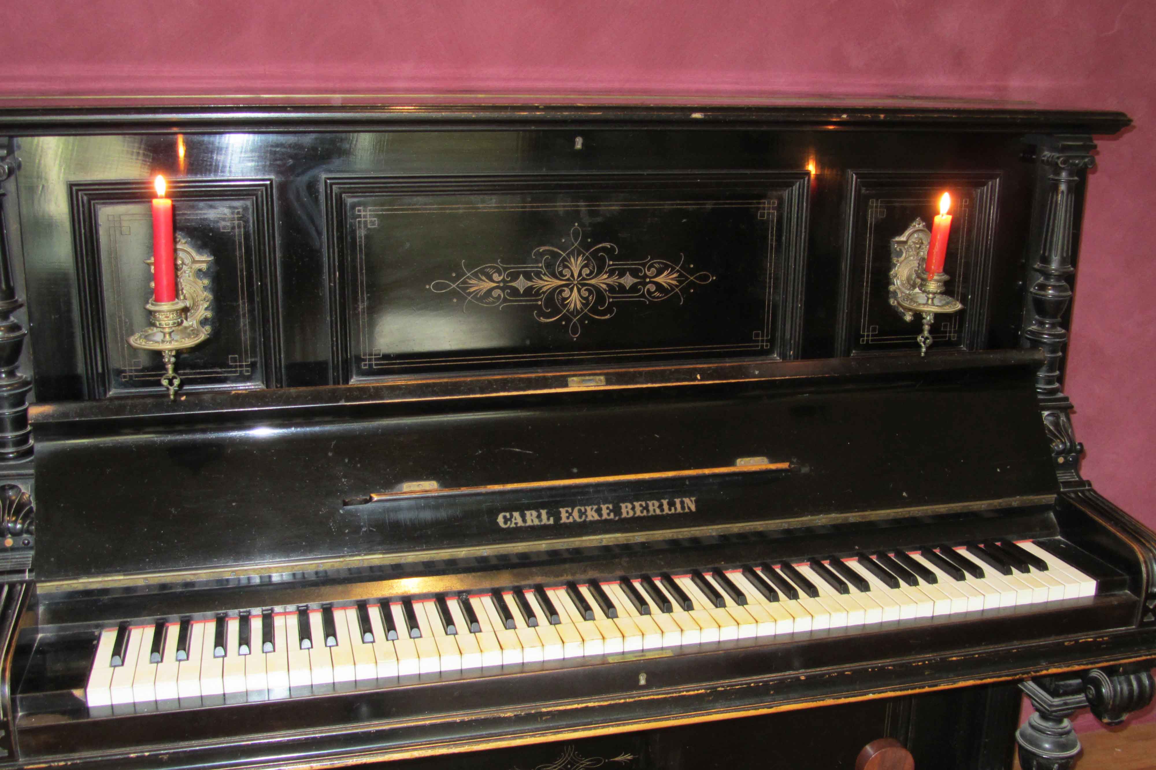 Carl Ecke piano