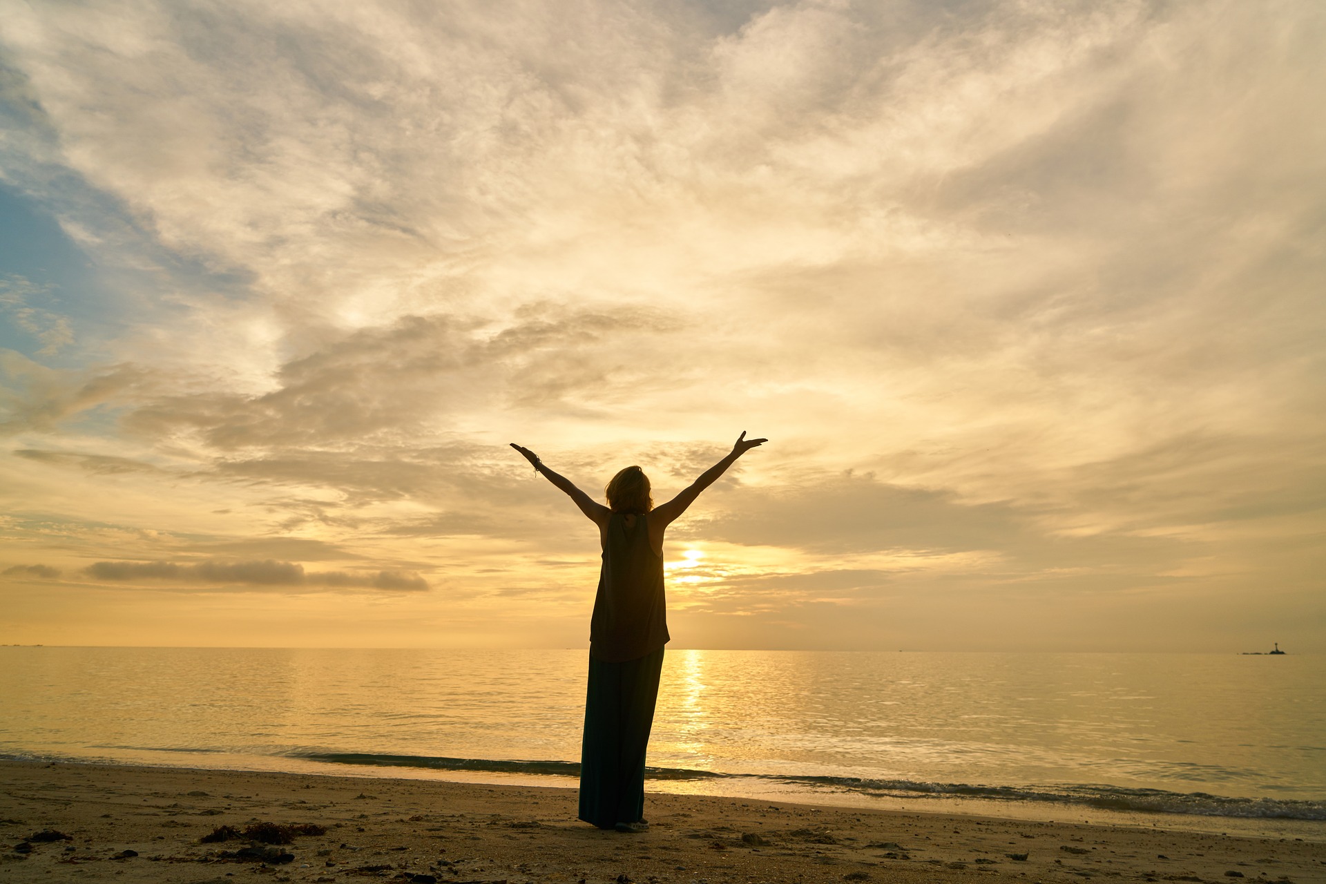https://cdn.pixabay.com/photo/2018/10/05/14/34/sunset-3726023_960_720.jpg https://cdn.pixabay.com/photo/2018/10/05/14/34/sunset-3726023_960_720.jpg