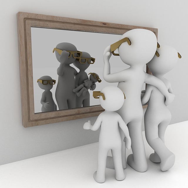 https://pixabay.com/en/frame-image-together-mirror-1013684/