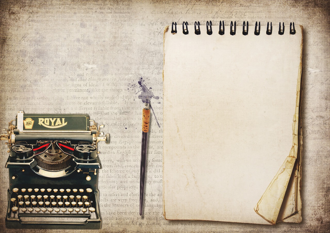 https://pixabay.com/en/typewriter-writing-pad-pen-font-3583552/ https://pixabay.com/en/typewriter-writing-pad-pen-font-3583552/