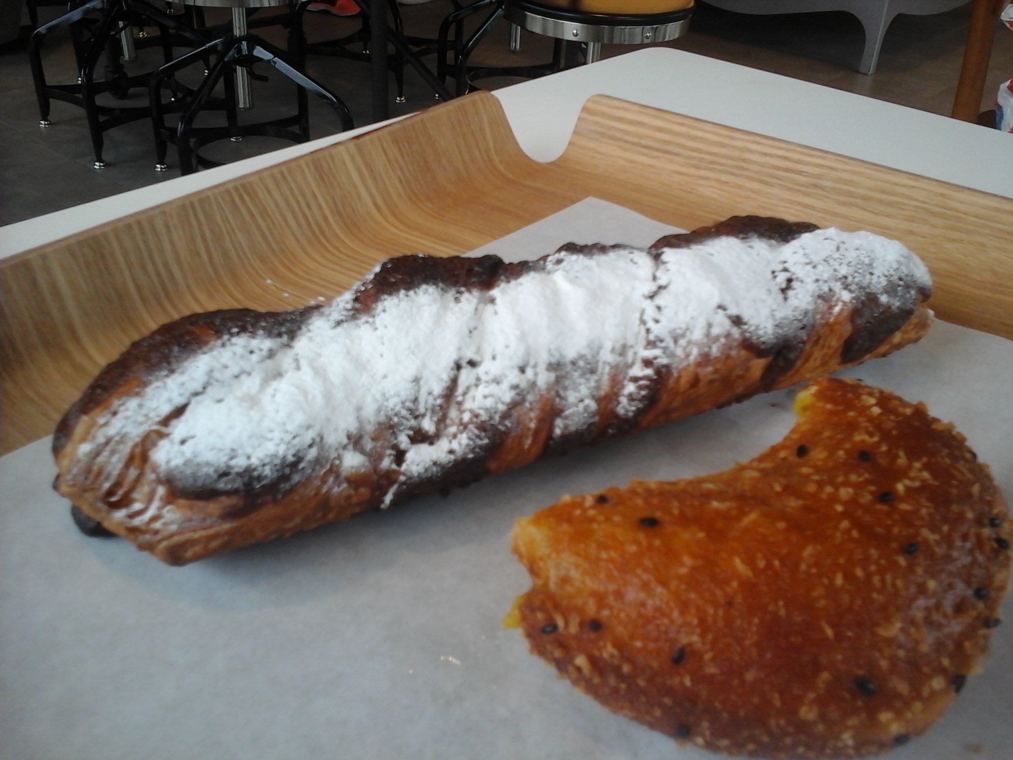 curry criquette,sweet potato pastry,bakery,Paris baguette,breakfast