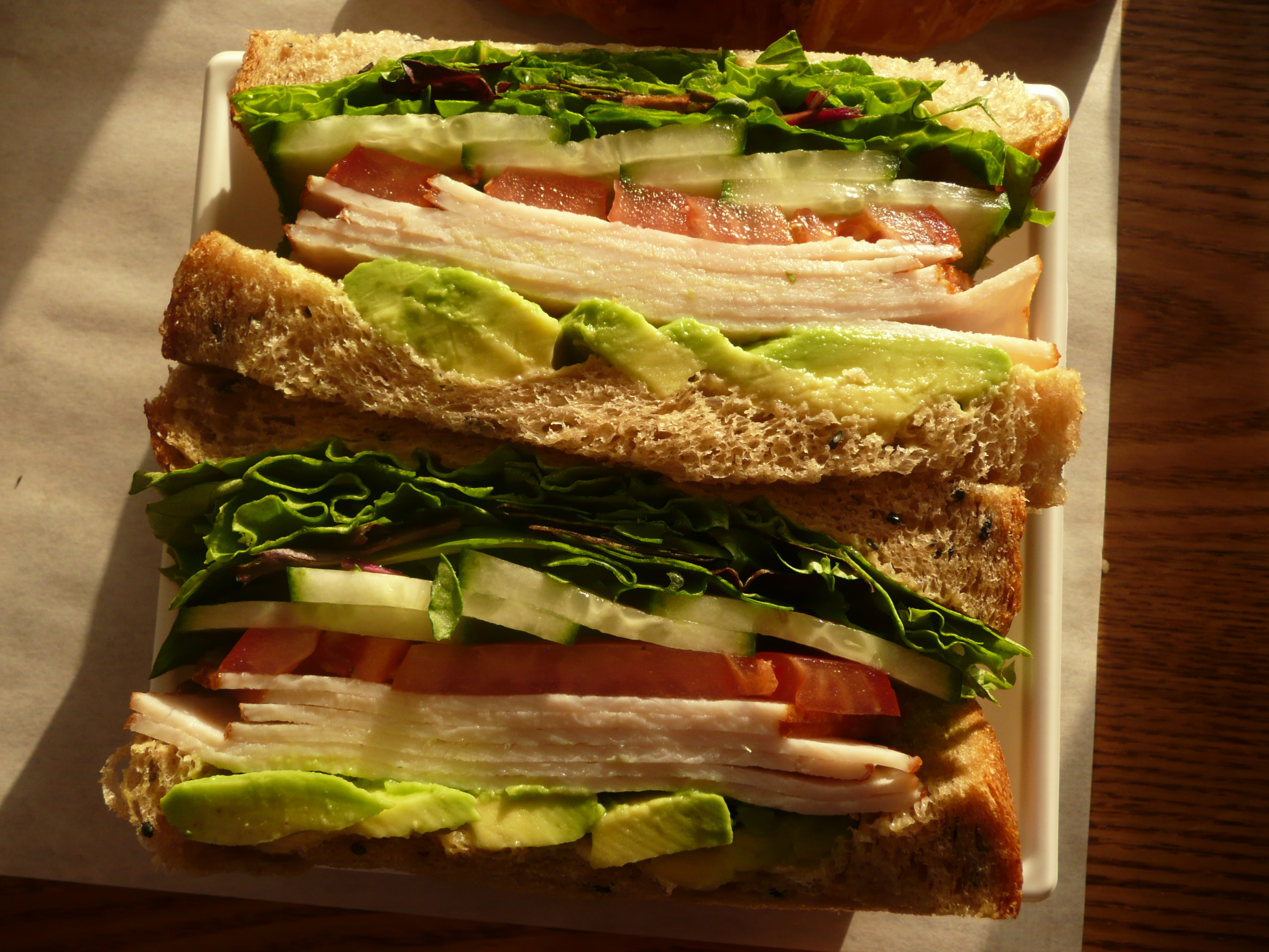 sandwich,avocado.Paris Baguette,breakfast,close up