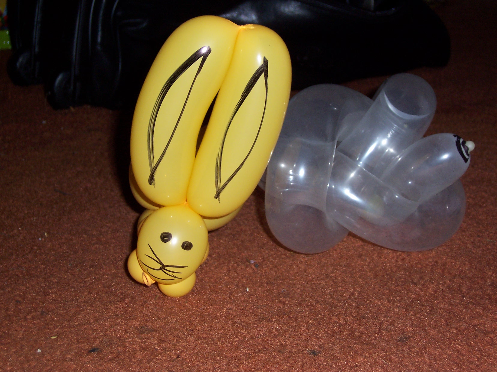 Cool Balloon Creations - 2 - There is a clown in town who works at restaurants on kids night making balloon animals for tips.  She does such neat things that one night when we got home we took pictures of it.