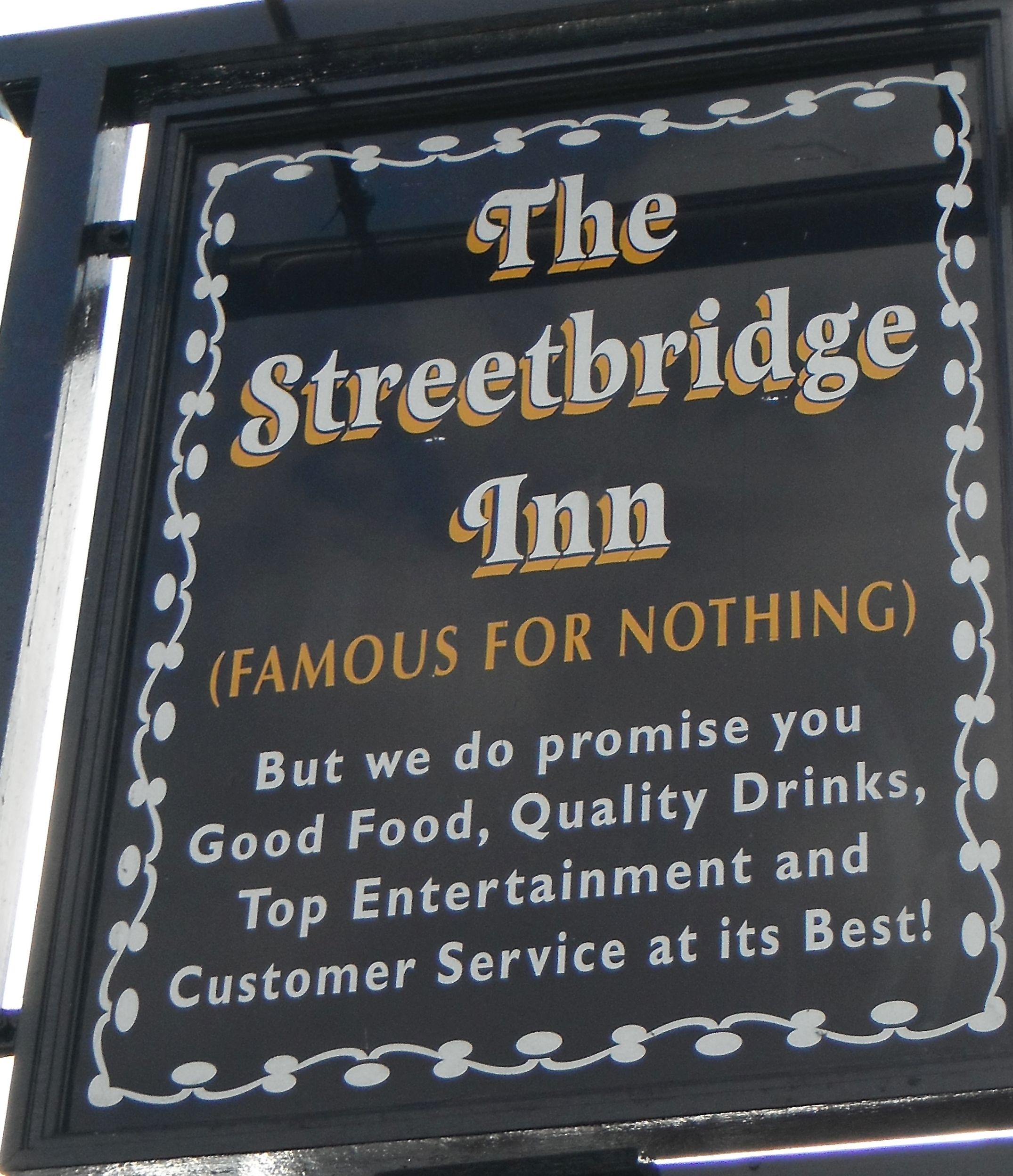 Photo taken by me - Pub Sign - The Streetbridge Inn Failsworth Manchester Photo taken by me - Pub Sign - The Streetbridge Inn Failsworth Manchester