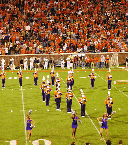 Clemson Homecoming '06 pt. 26 - Clemson tigers band on the field