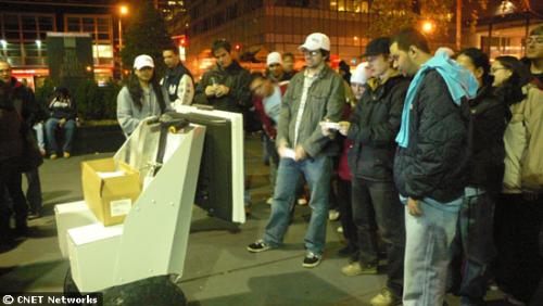 Fans for Wii - Fans in line had the opportunity to try out Wii games that were hooked up to televisions mounted on the front of Segway scooters, affectionately nicknamed 'Segwiis' by bloggers.