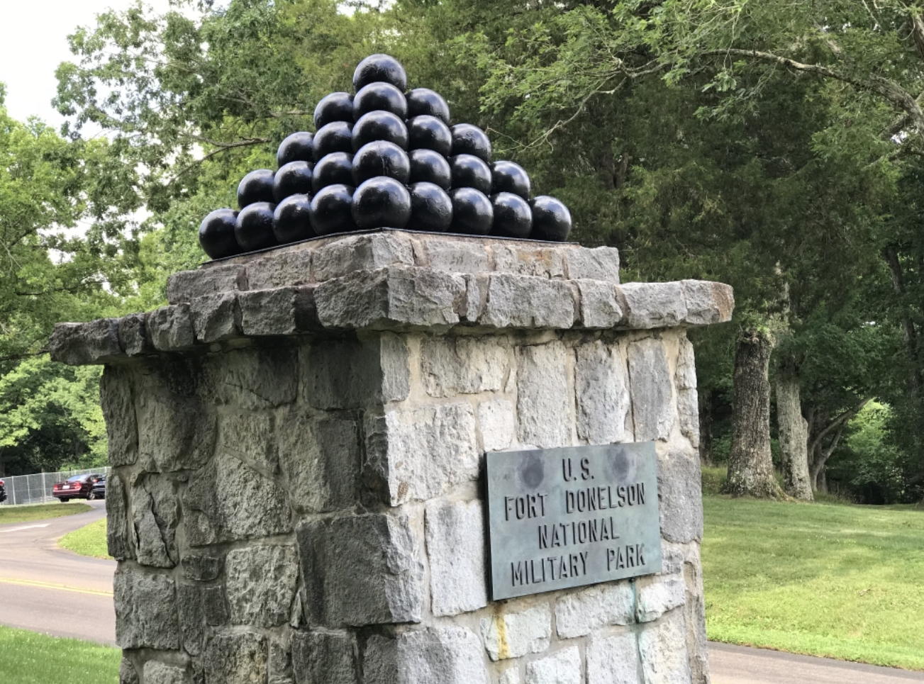 Entrance to Fort Donelson National Battlefield in Stewart County, Tennessee. Photo taken by and the property of FourWalls. Entrance to Fort Donelson National Battlefield in Stewart County, Tennessee. Photo taken by and the property of FourWalls.