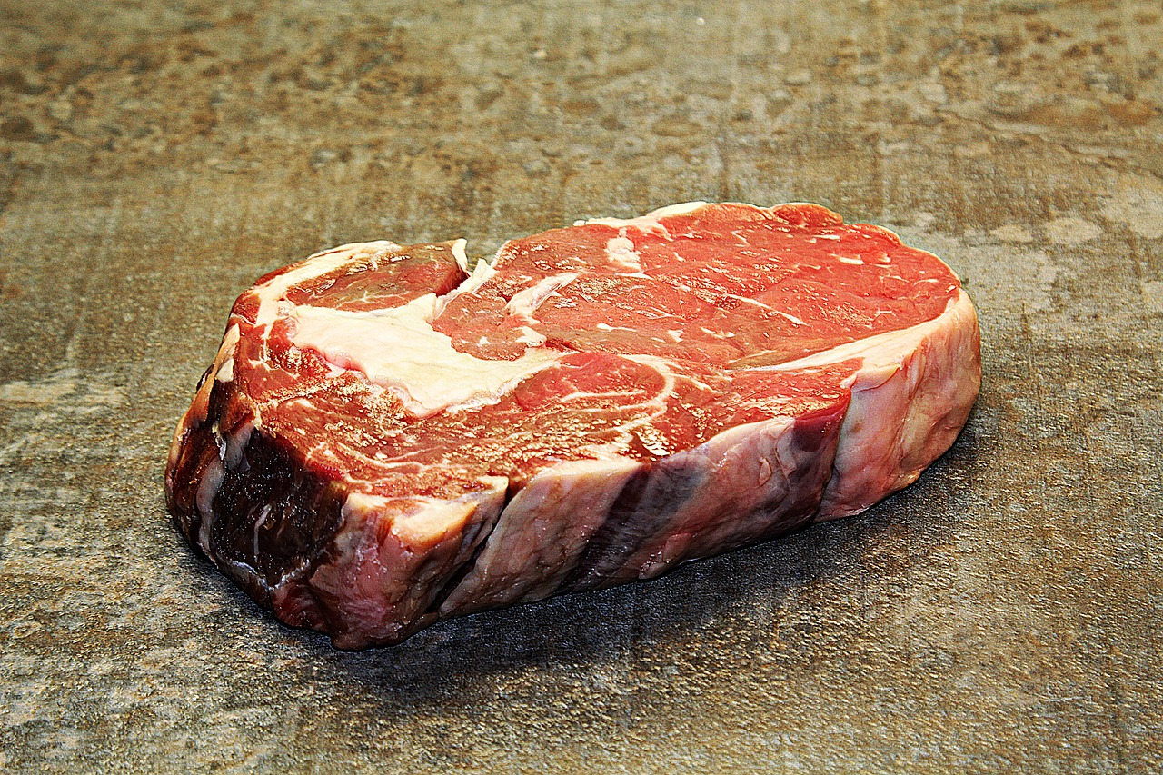 https://pixabay.com/photos/ribeye-steak-meat-beef-barbecue-4308534/ https://pixabay.com/photos/ribeye-steak-meat-beef-barbecue-4308534/