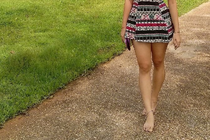 barefoot walking girl barefoot walking girl