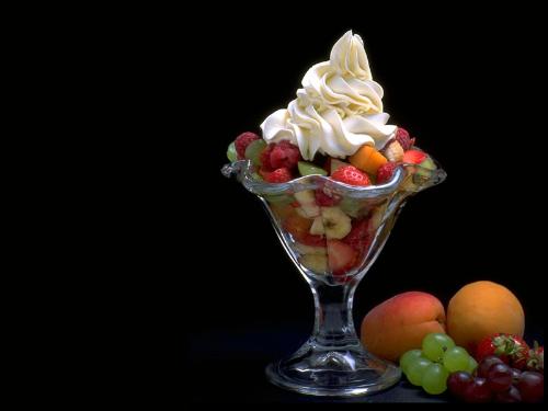 ice cream with fruits - ice cream with fruits
