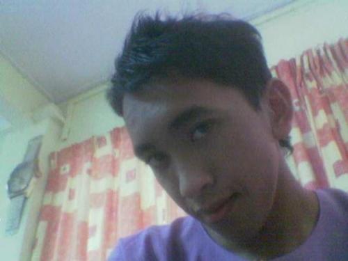 This is me :) - Nice to meet you. :) My name is Hafeez. I'm Malaysian.