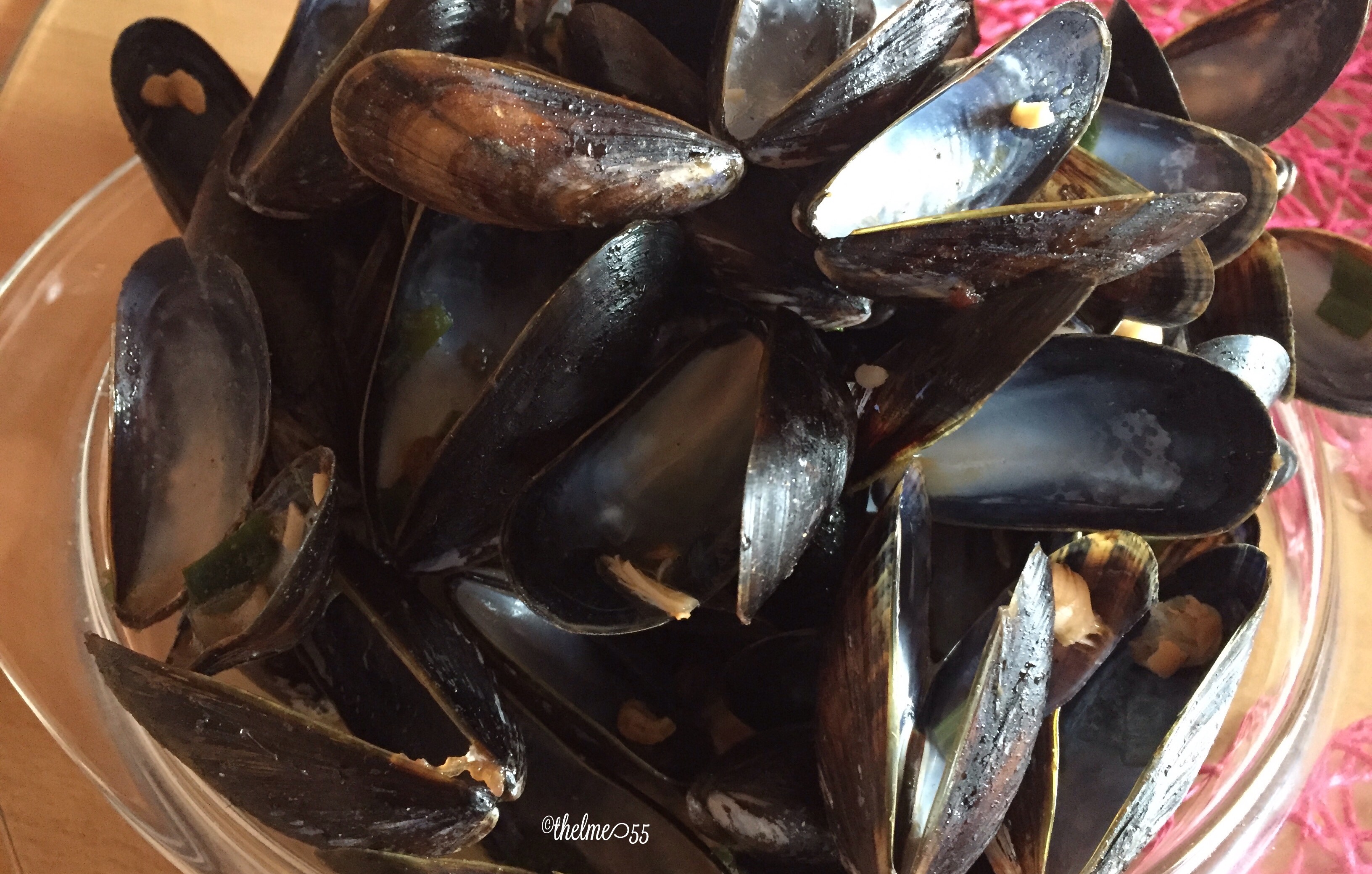 If you have to cook this mussels, how do you do it? / myLot