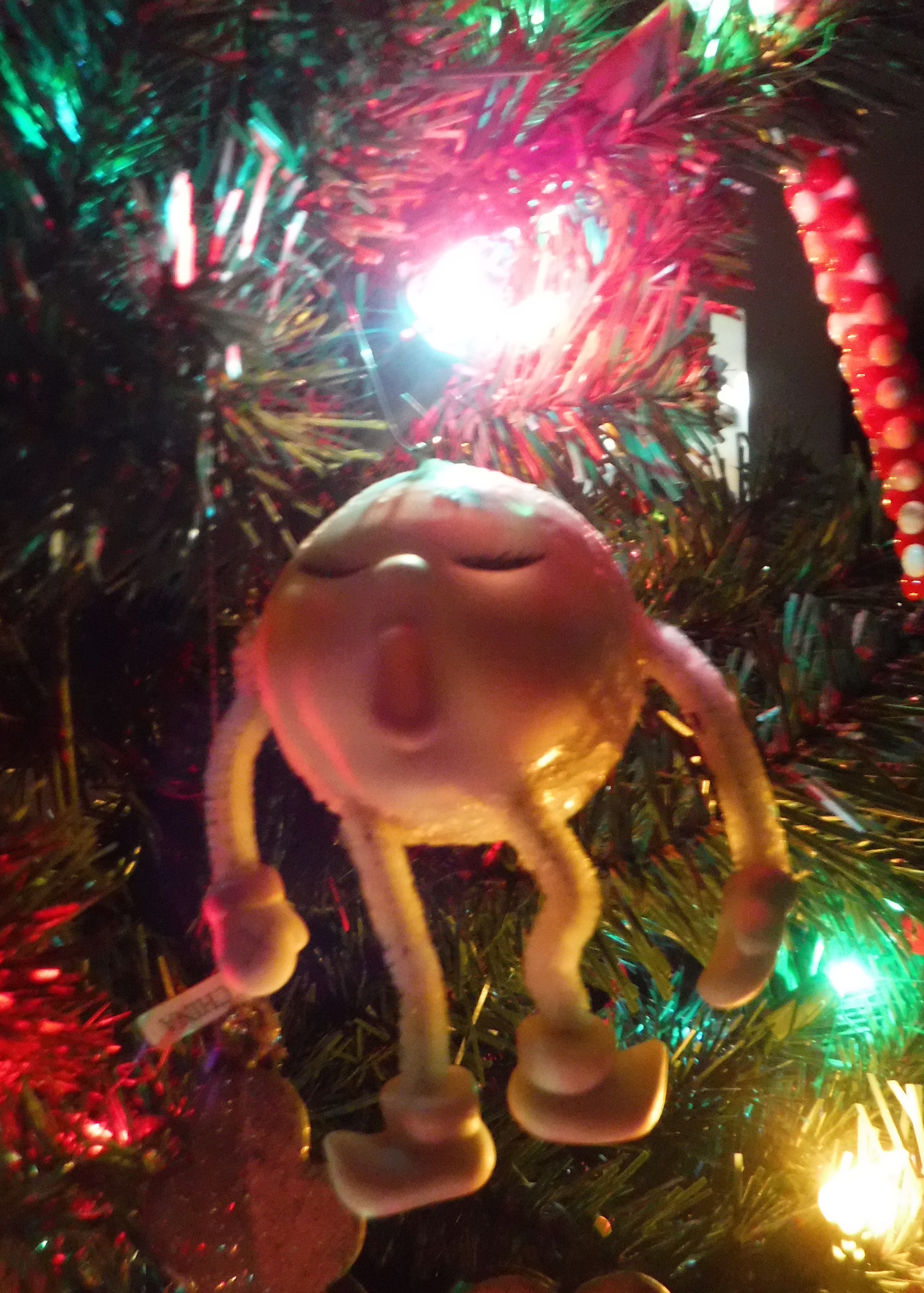 Singing snowball ornament Singing snowball ornament