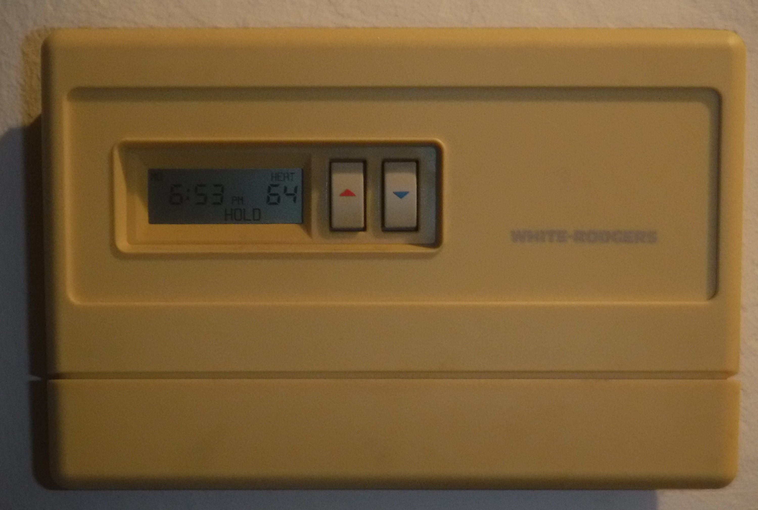 Photo I took of the thermostat in the hall Photo I took of the thermostat in the hall